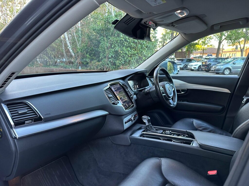 Volvo XC90 D5 Powerpulse R-design Blue #14