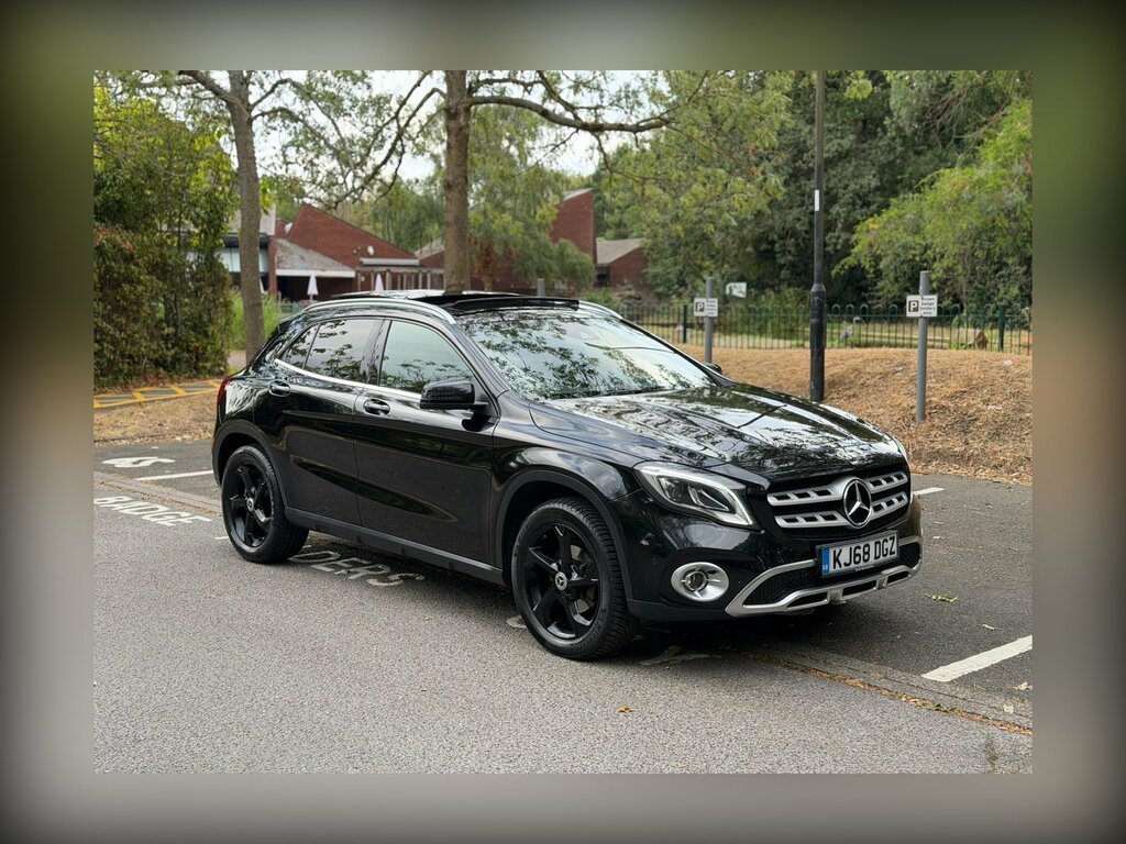 Mercedes-Benz GLA Class 2.1 Gla200d Sport Premium Plus 7G-dct Euro 6 S Black