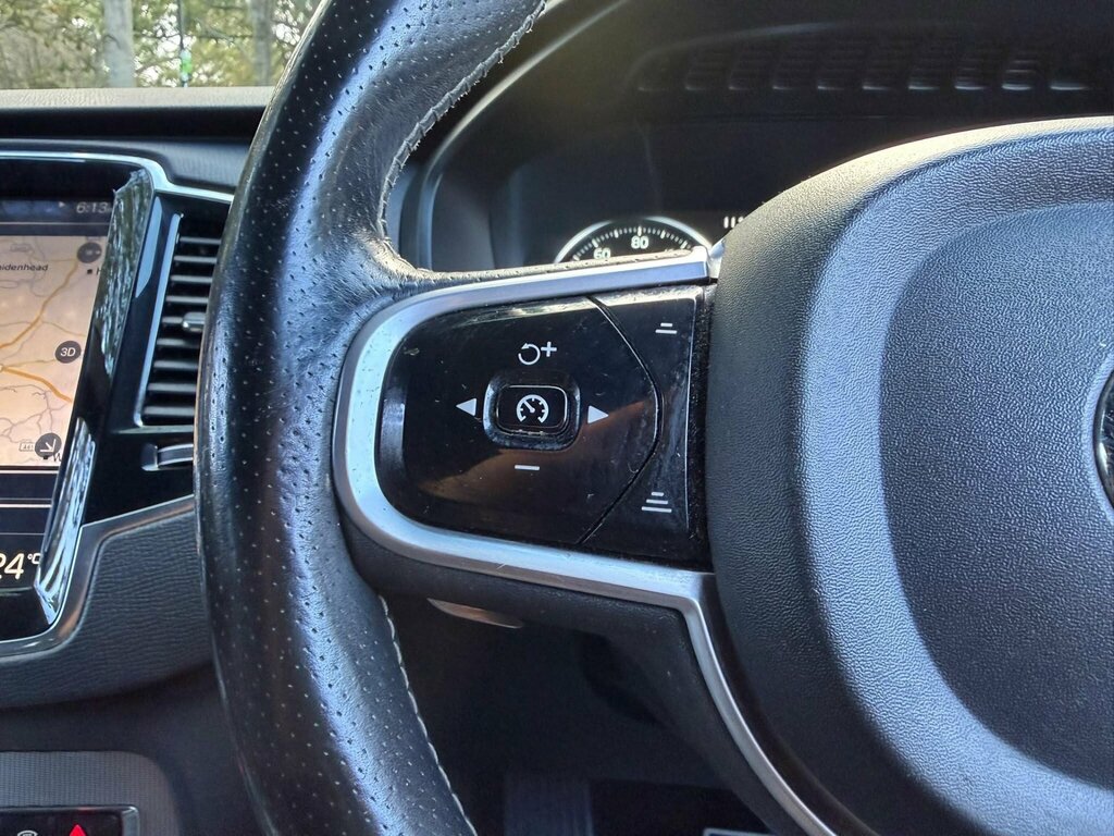 Volvo XC90 Xc90 Momentum D5 Awd Grey #33