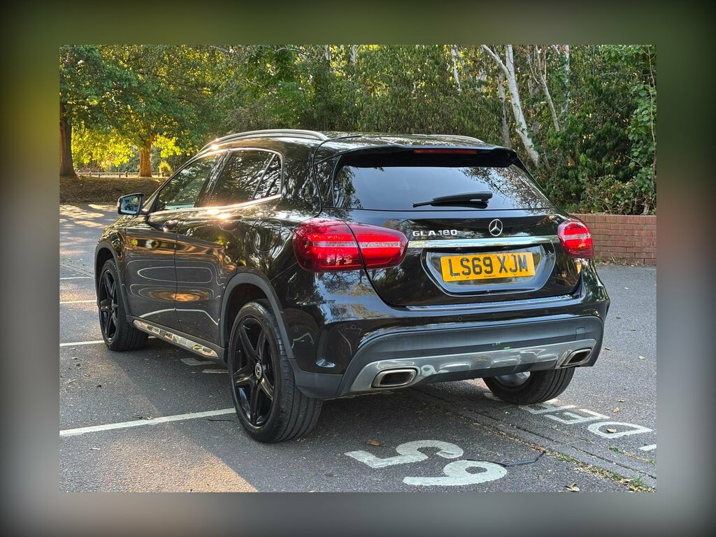 Mercedes-Benz GLA Class 1.6 Gla180 Amg Line Edition 7G-dct Euro 6 Ss Black #6