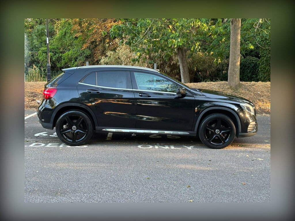 Mercedes-Benz GLA Class 1.6 Gla180 Amg Line Edition 7G-dct Euro 6 Ss Black #3