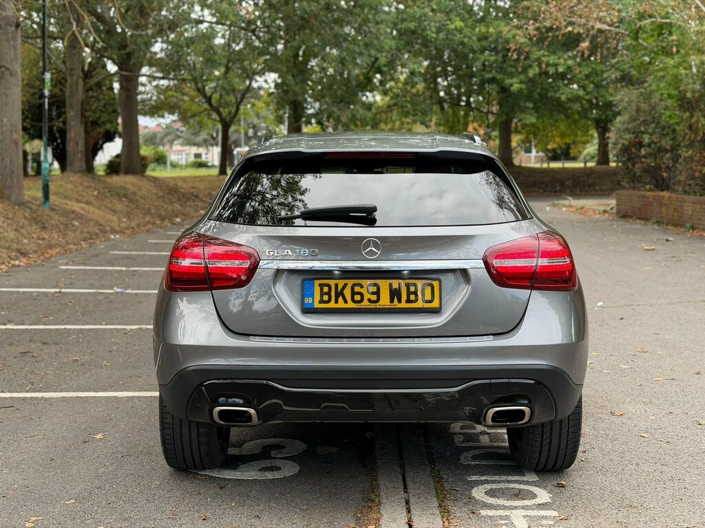 Mercedes-Benz GLA Class 1.6 Gla180 Urban Edition 7G-dct Euro 6 Ss Grey #5