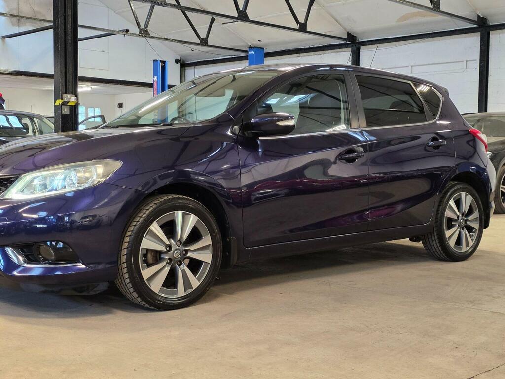 Nissan Pulsar Tekna White #32