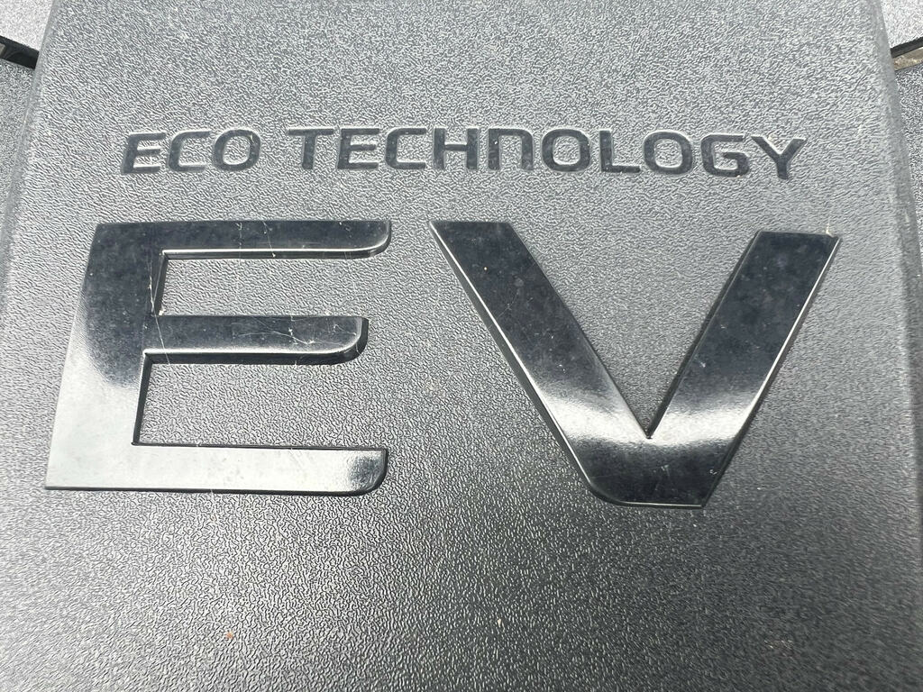 Kia e-Niro 64Kwh First Edition Suv 201 Bhp Grey #99