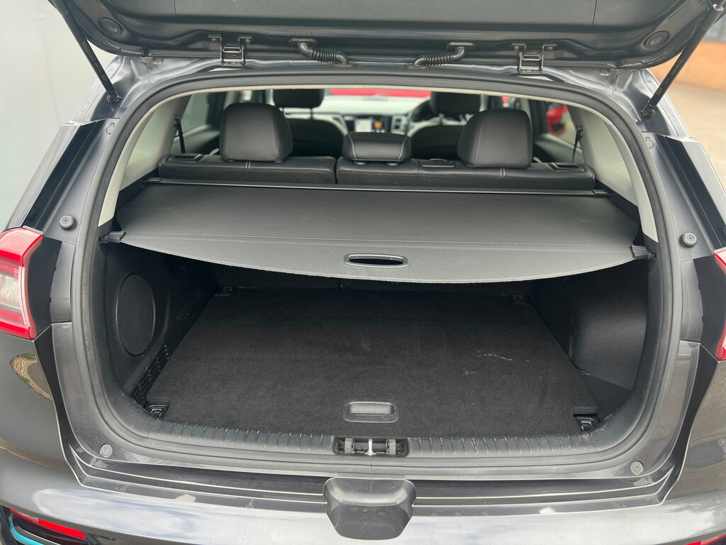 Kia e-Niro 64Kwh First Edition Suv 201 Bhp Grey #90