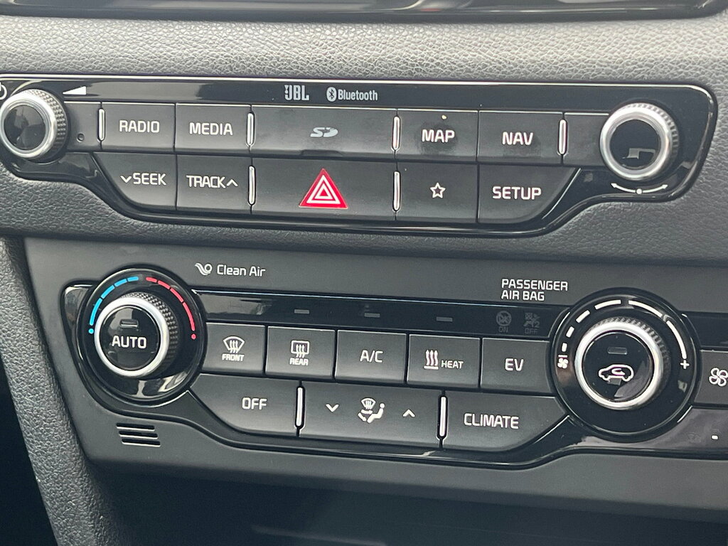 Kia e-Niro 64Kwh First Edition Suv 201 Bhp Grey #69
