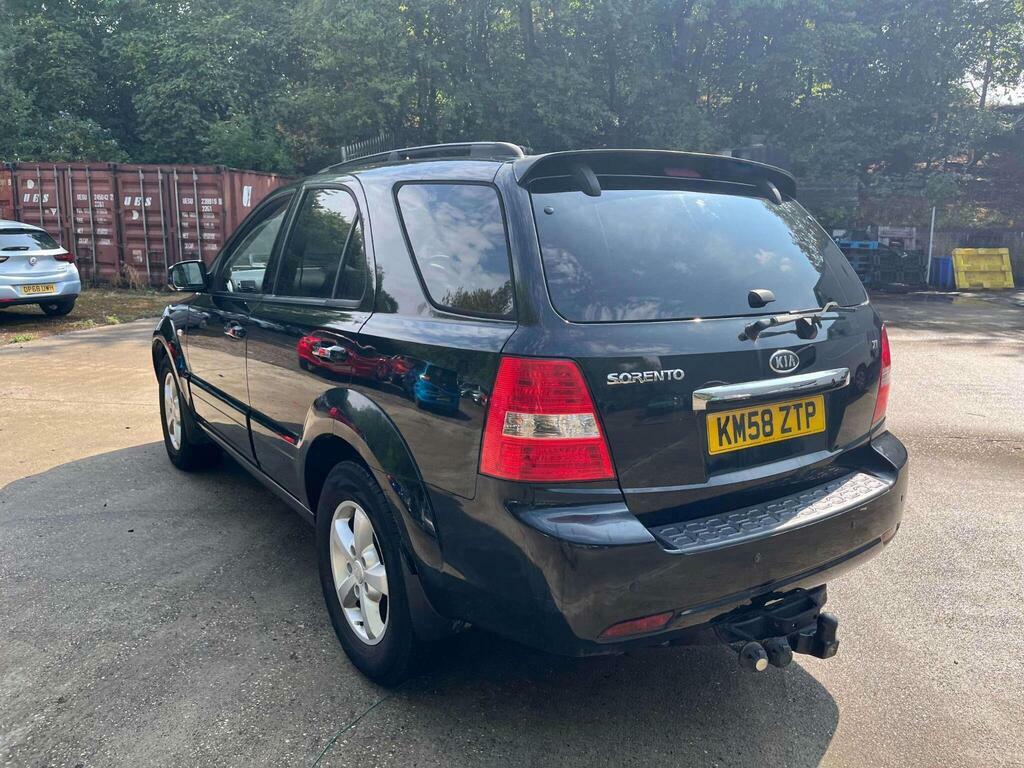 Kia Sorento 2.5 Crdi Xt Black #5