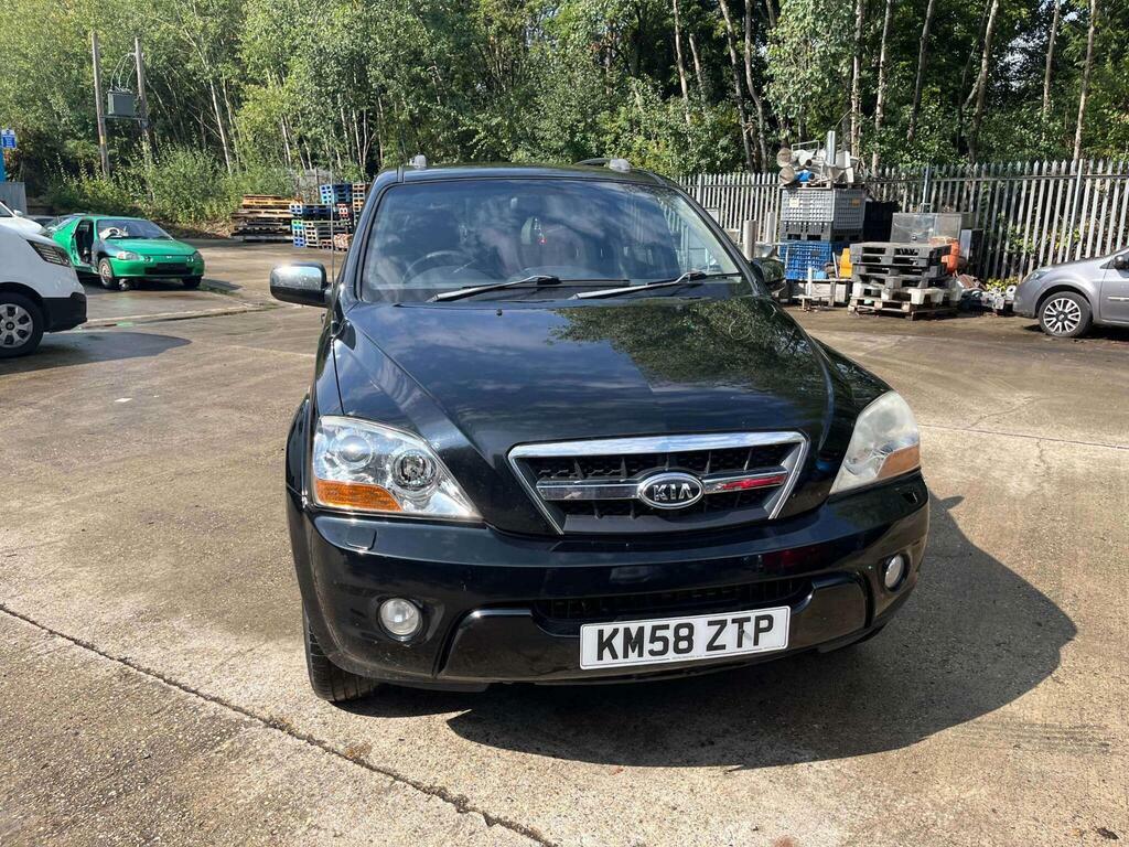 Kia Sorento 2.5 Crdi Xt Black #2