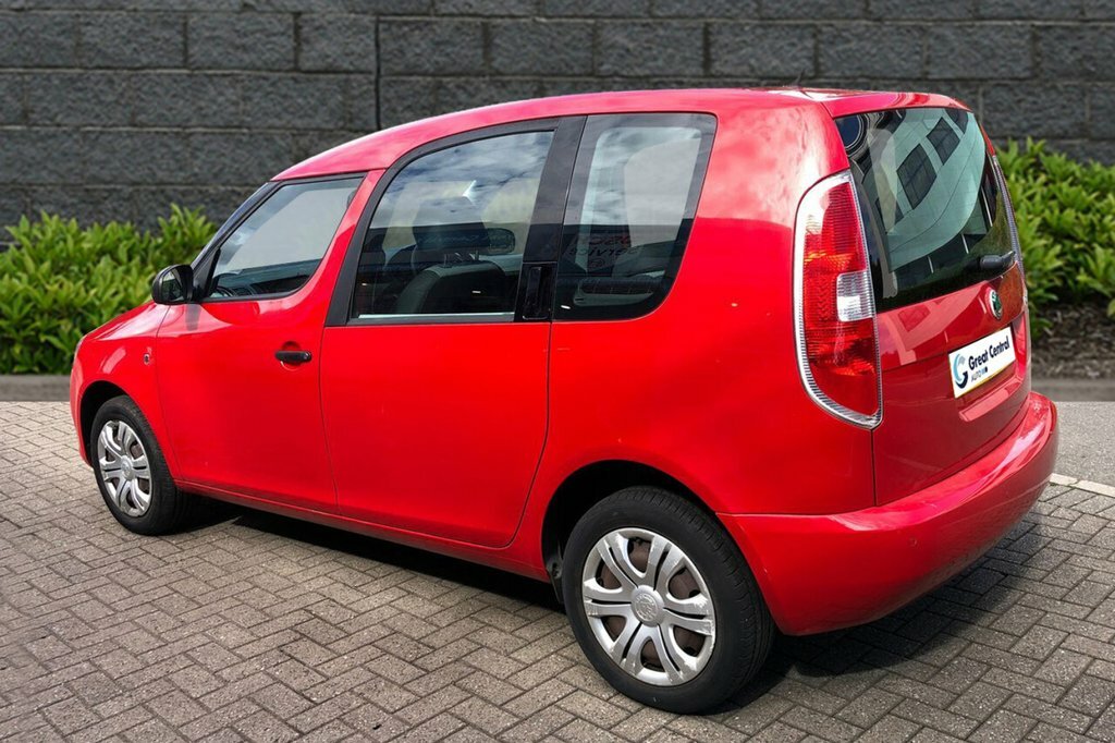 Skoda Roomster 1.2L S Red #4