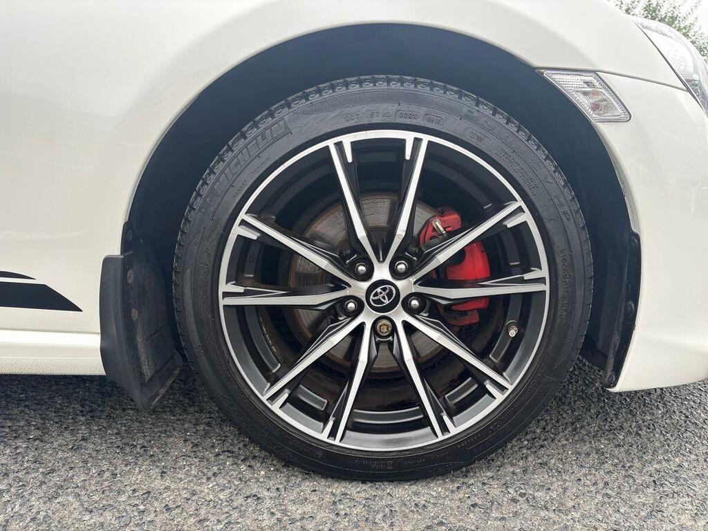 Toyota GT86 2.0 D-4s Pro White #5