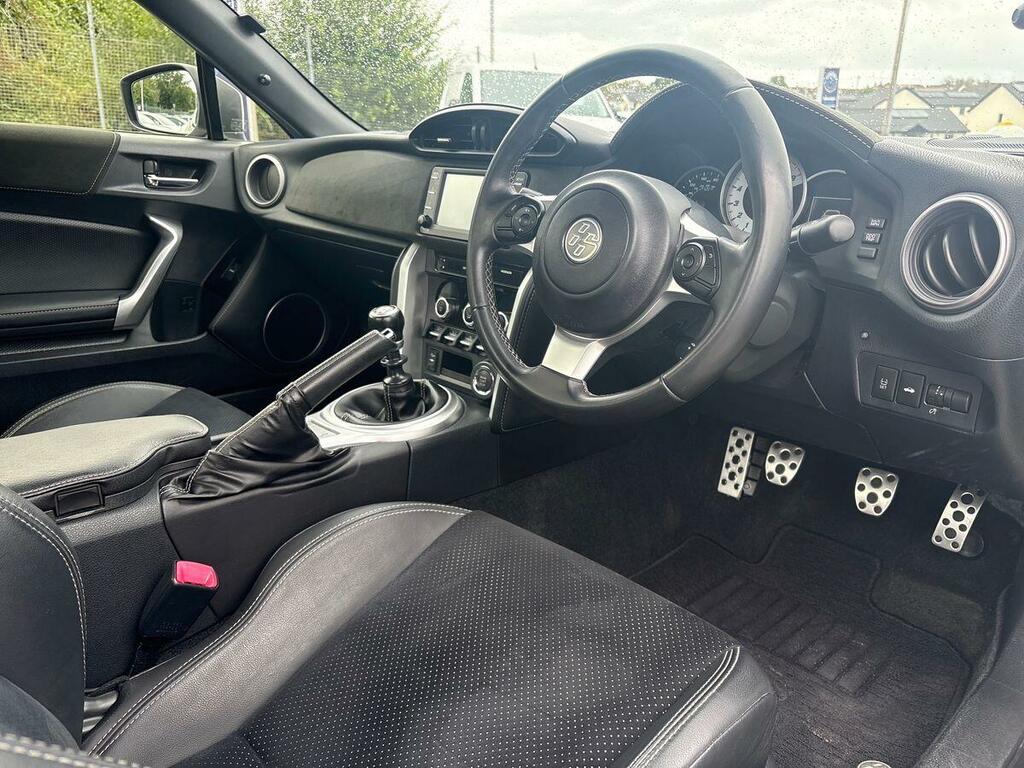 Toyota GT86 2.0 D-4s Pro White #6
