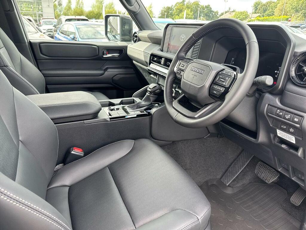Toyota Land Cruiser 2.8D 48V 205 Commercial Grey #6