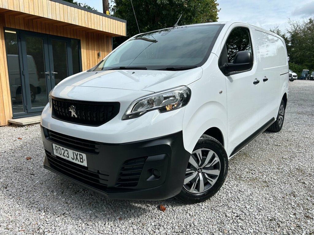 Peugeot Expert 1.5L Professional Premium 6Dr White