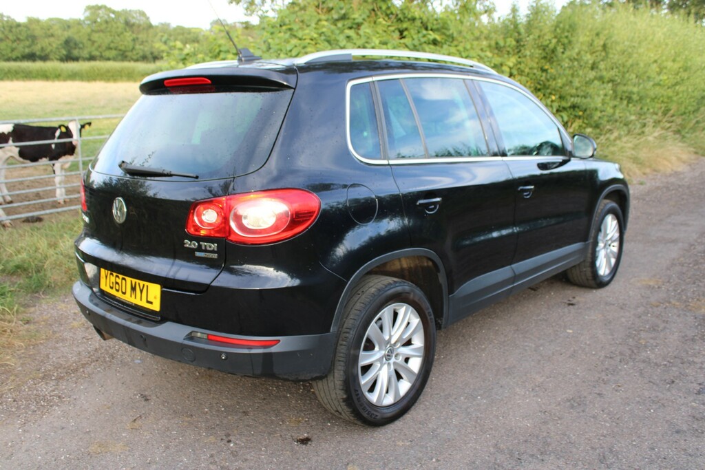 Volkswagen Tiguan Silver #17