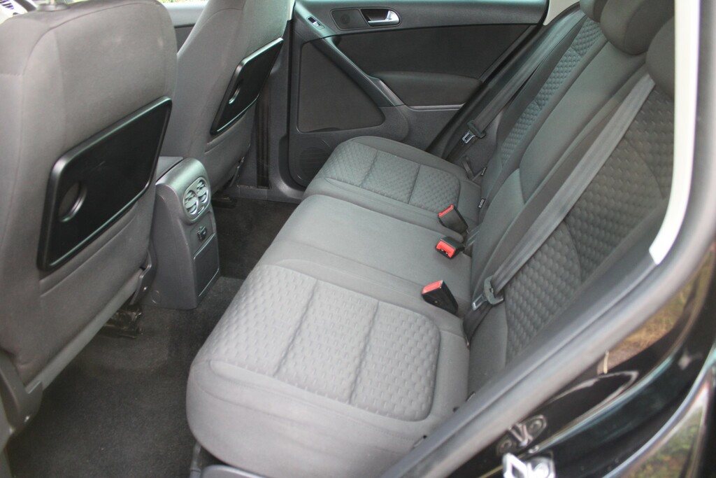 Volkswagen Tiguan 2.0 Tdi Bluemotion Tech Match Black #6
