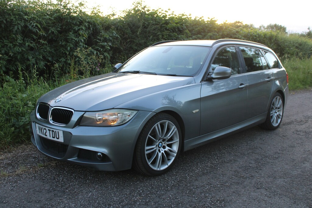 BMW 3 Series 2012 12 2.0 Red #23