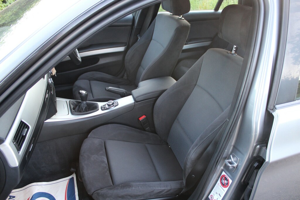 BMW 3 Series 2.0 318D M Sport Touring Grey #5
