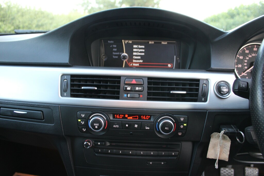 BMW 3 Series 2012 12 2.0 Red #10