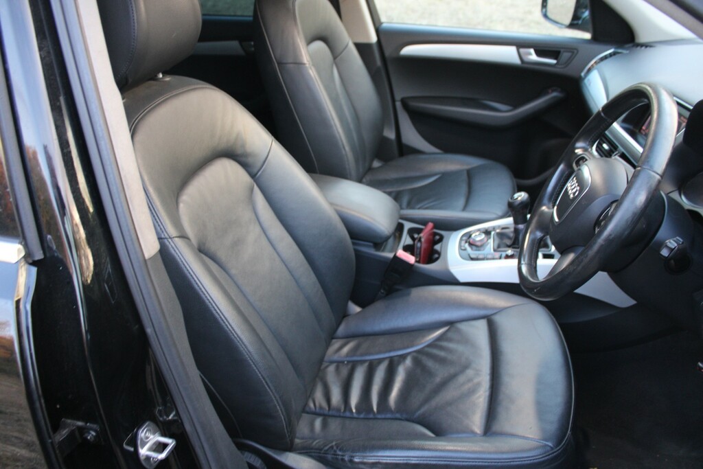 Audi Q5 2.0 Tdi Se Black #6