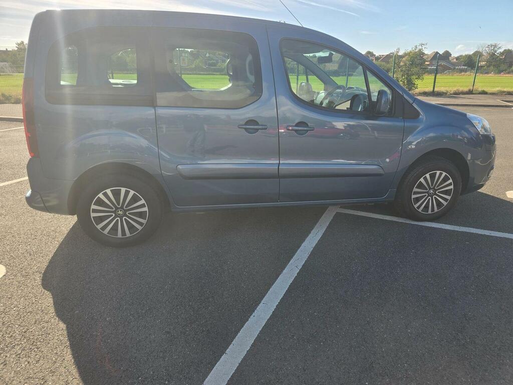 Peugeot Partner Tepee Silver #7