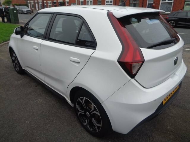 MG MG3 1.5 Vti-tech Exclusive Nav Hatchback Ma White #5