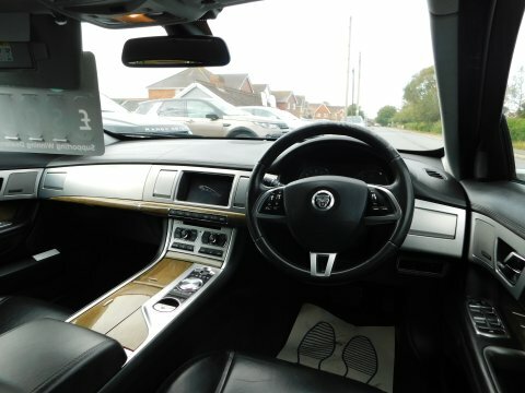Jaguar XF Black #7
