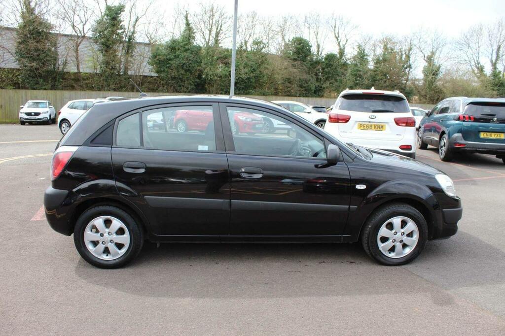 Kia RIO 1.5 Crdi Chill Black