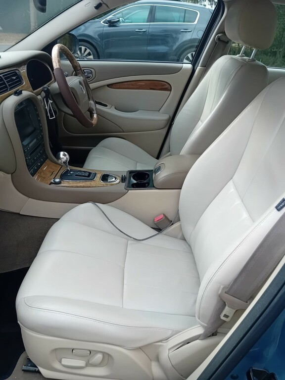 Jaguar S-Type 2.5 V6 Se Saloon Black #12