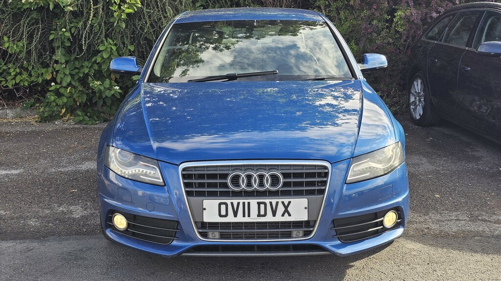 Audi A4 2.0 Tdi Se 141 Bhp Red #10