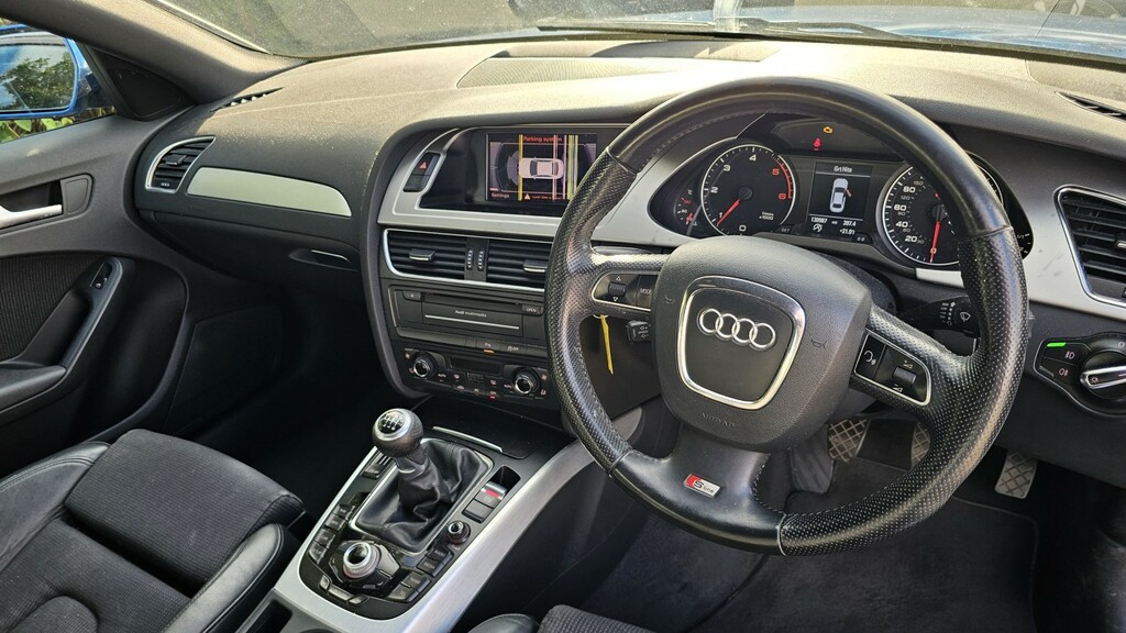 Audi A4 2.0 Tdi Se 141 Bhp Red #11