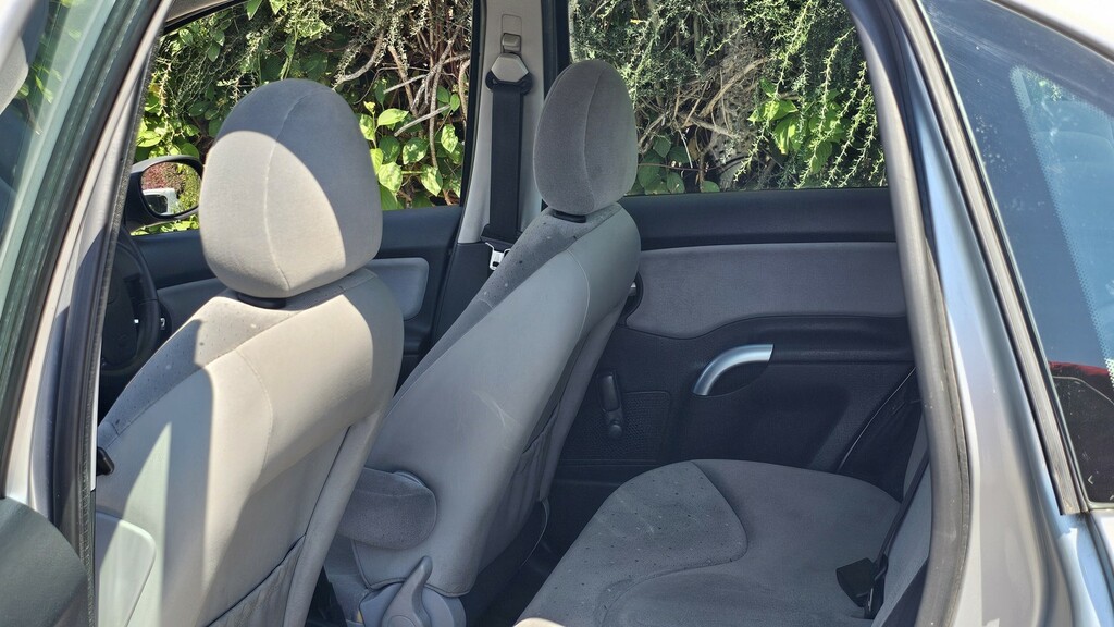 Citroen C3 1.4I Desire Black #9