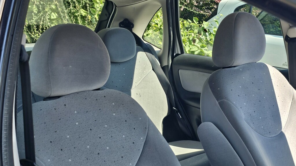 Citroen C3 1.4I Desire Black #7