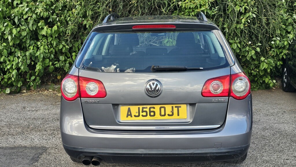 Volkswagen Passat 2.0 Fsi S Grey #4
