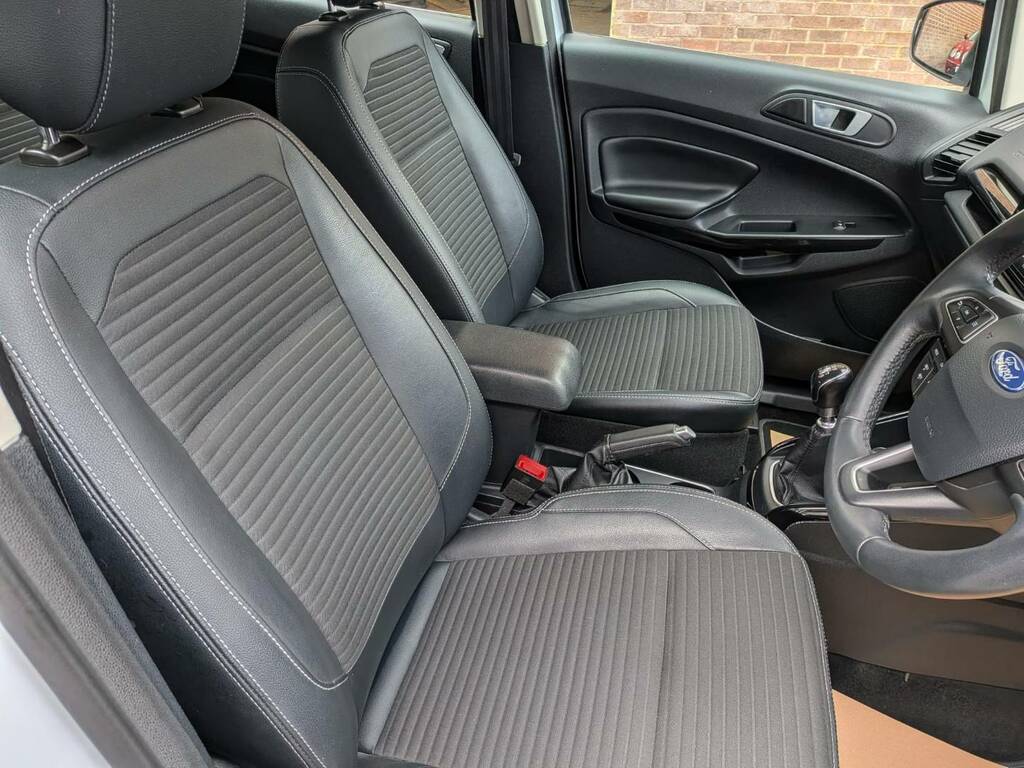 Ford Ecosport 1.0 Ecoboost 125 St-line White #3