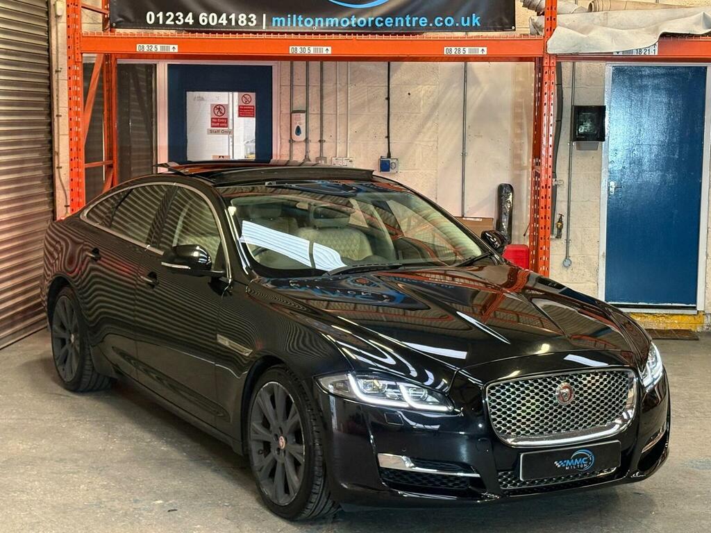 Jaguar XJ 3.0D V6 Portfolio Euro 6 Ss Black #6