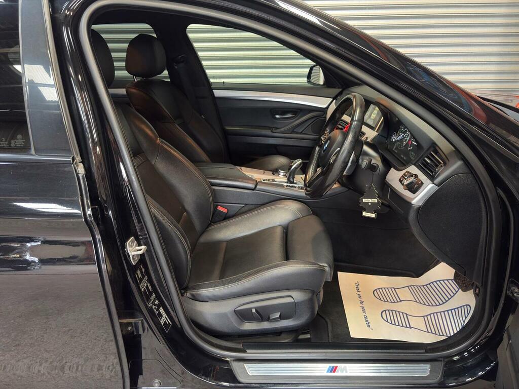 BMW 5 Series 520D 190 M Sport Step White #24