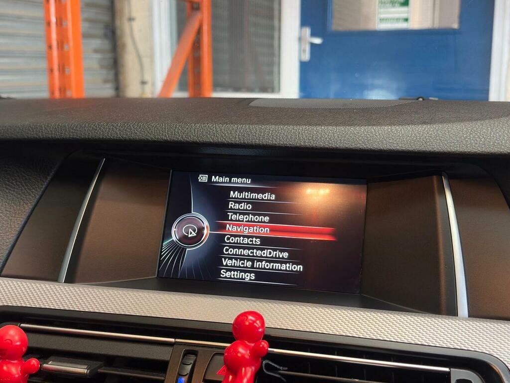 BMW 5 Series 520D 190 M Sport Step White #47