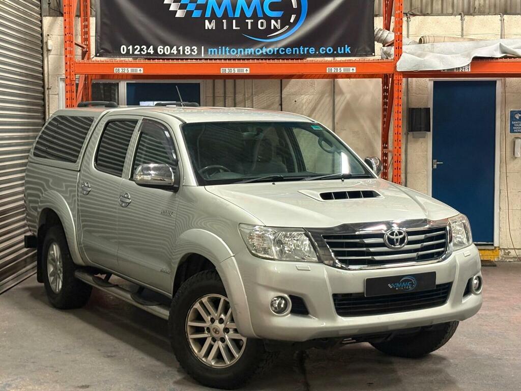 Toyota HILUX 3.0 D-4d Invincible 4Wd Silver #2