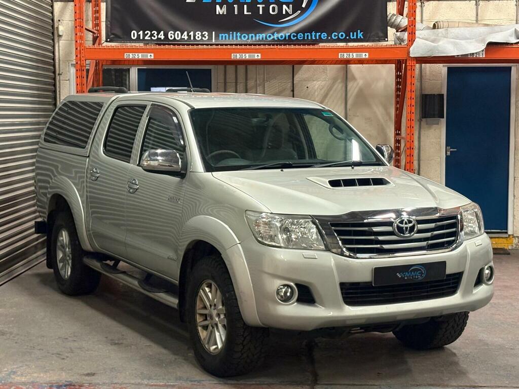 Toyota HILUX 3.0 D-4d Invincible 4Wd Silver #6