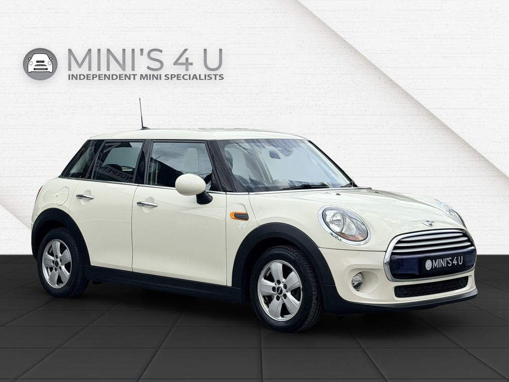 Mini Hatch 1.5 Cooper Euro 6 Ss White