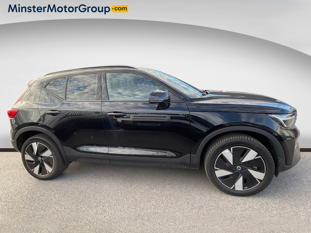Volvo XC40 Core Recharge Ev DN73EYB Black #2