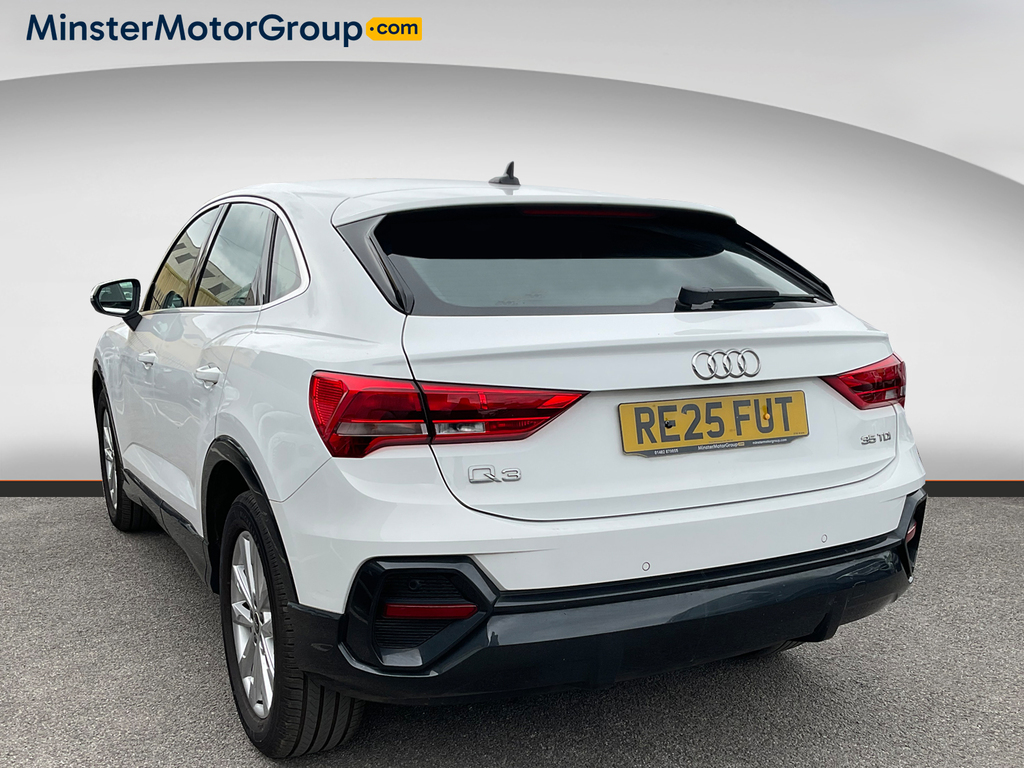 Audi Q3 Sport 35 Tdi S-a RE25FUT White #4