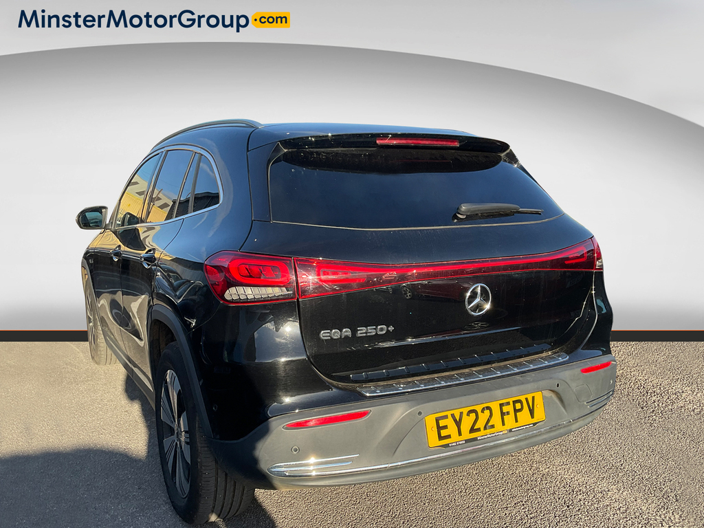 Mercedes-Benz EQA 250 Sport Black #4