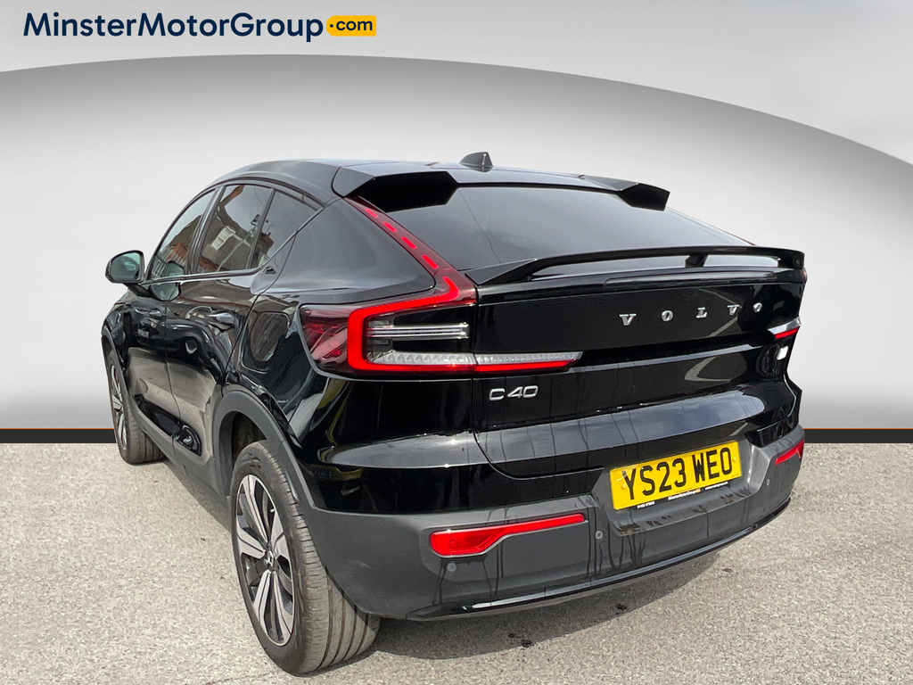 Volvo C40 Core Recharge Ev Black #4