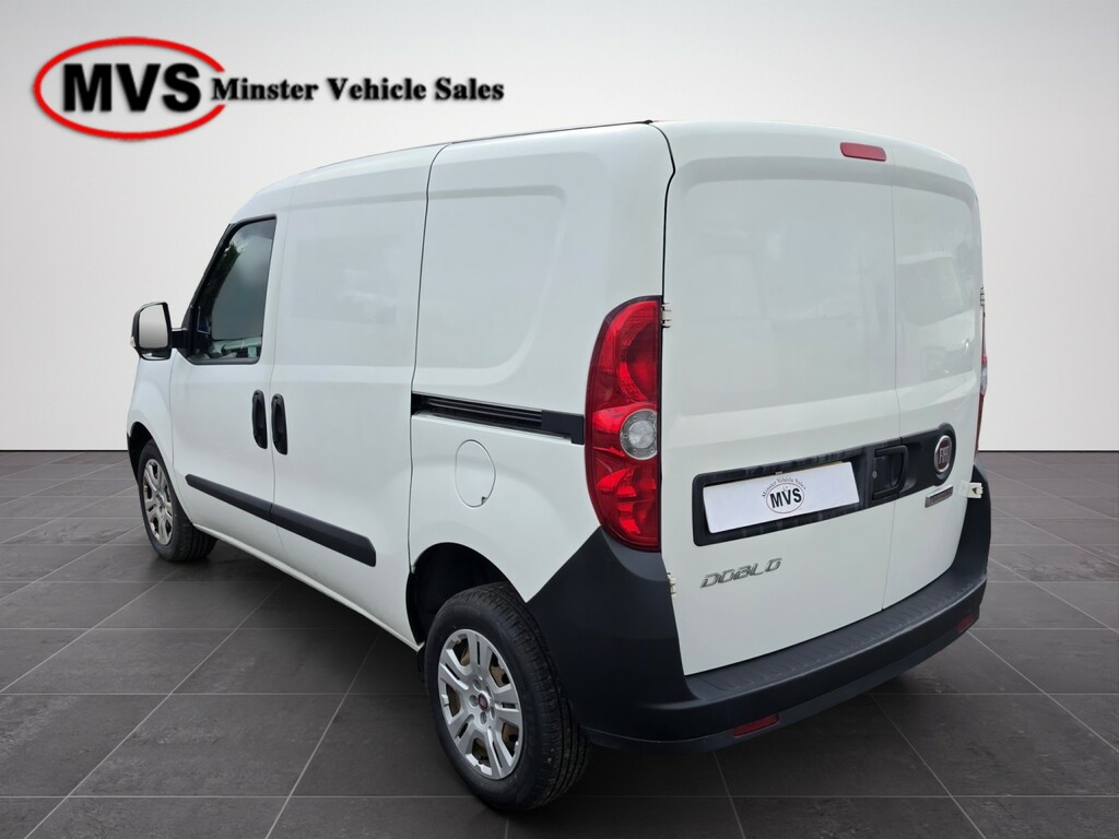 Fiat Doblo 1.3 Doblo Cargo White #6