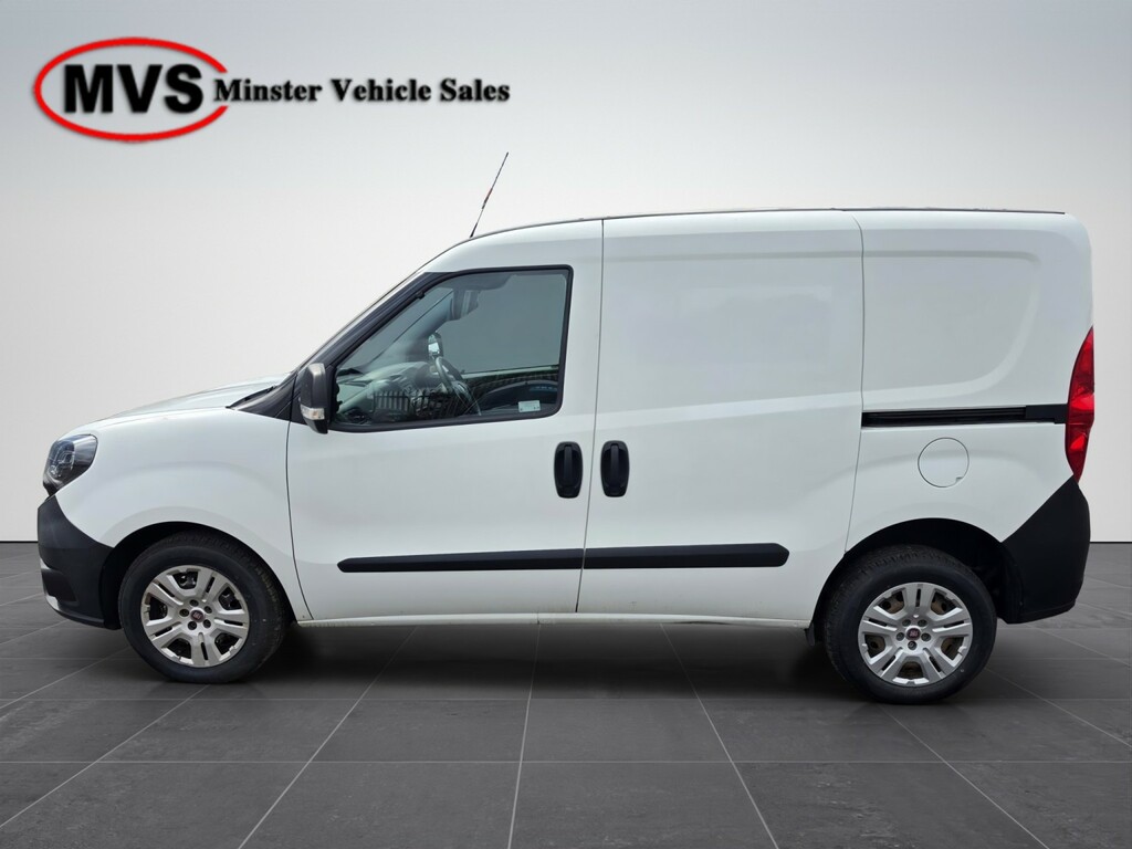 Fiat Doblo 1.3 Doblo Cargo White #4