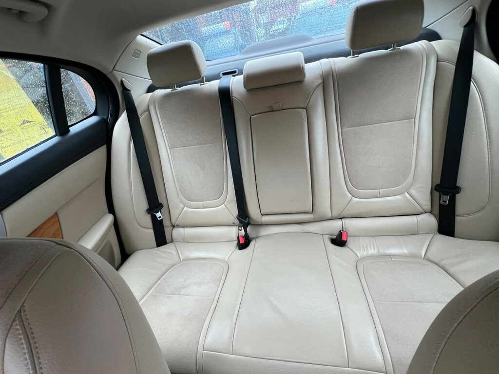 Jaguar XF 2.2D Premium Luxury Grey #35