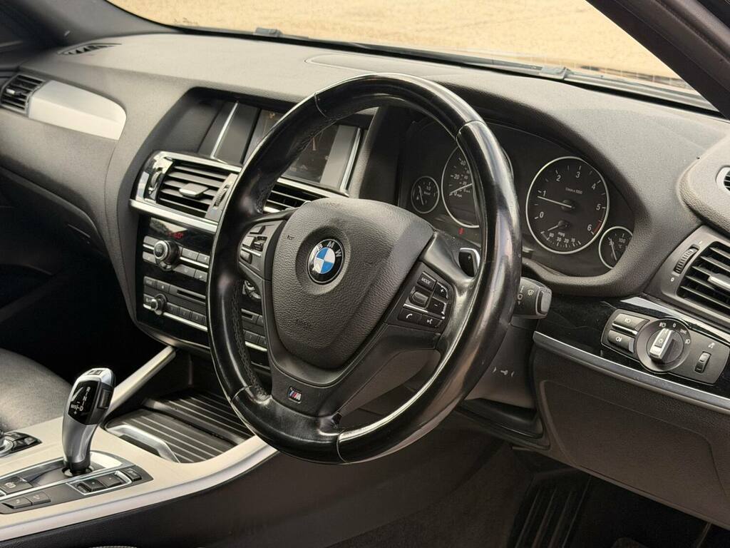 BMW X4 3L M Sport White #17