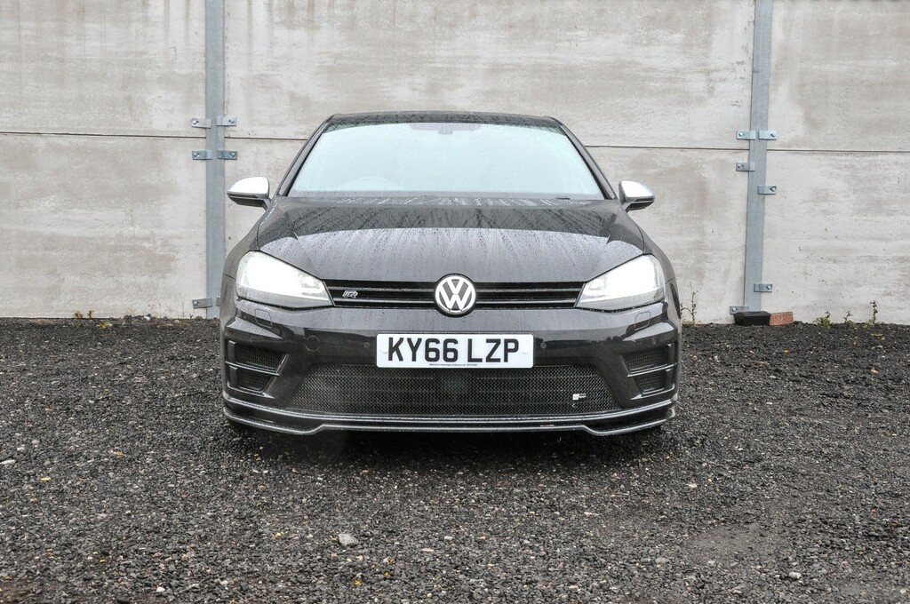 Volkswagen Golf 2.0 Tsi Bluemotion Tech R Black #2
