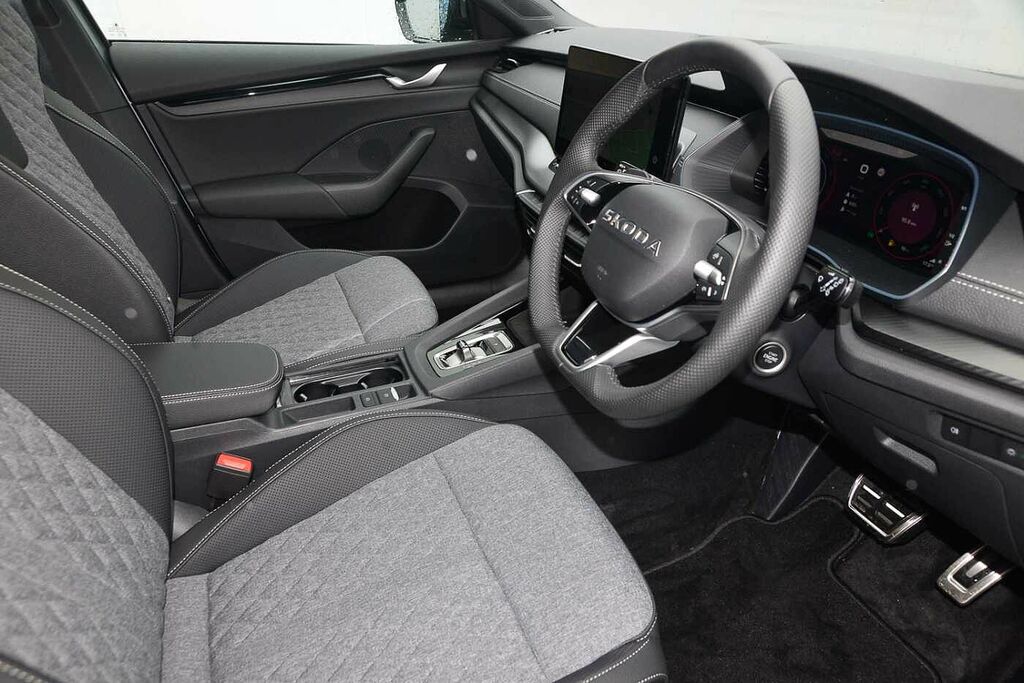 Skoda Octavia 1.5 Tsi 150 E-tec Sportline Dsg Silver #6